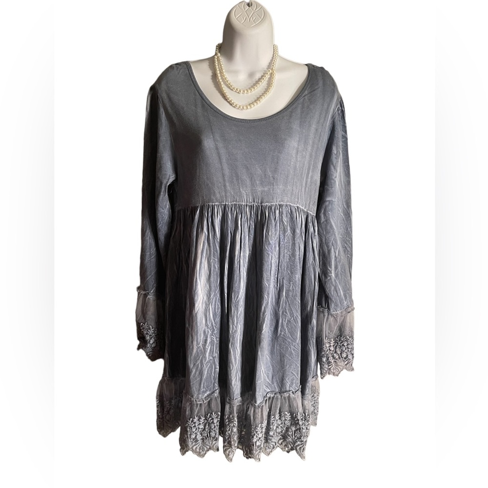 S/M. NWT. DRESS/TUNIC by Sacred Threads. BL/RD7 220286 - Picture 2 of 5